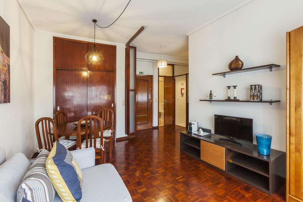 Apartment Camoes Deluxe Porto Buitenkant foto